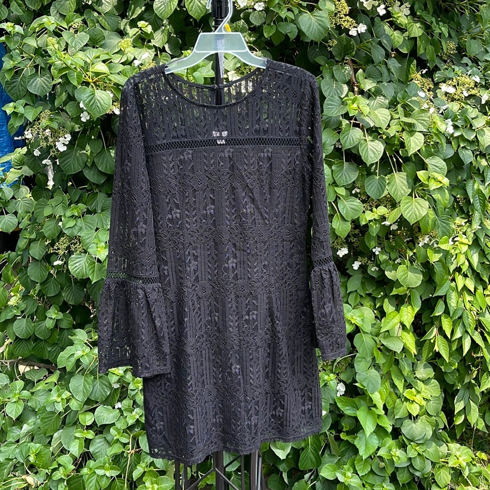 Black lace dress
